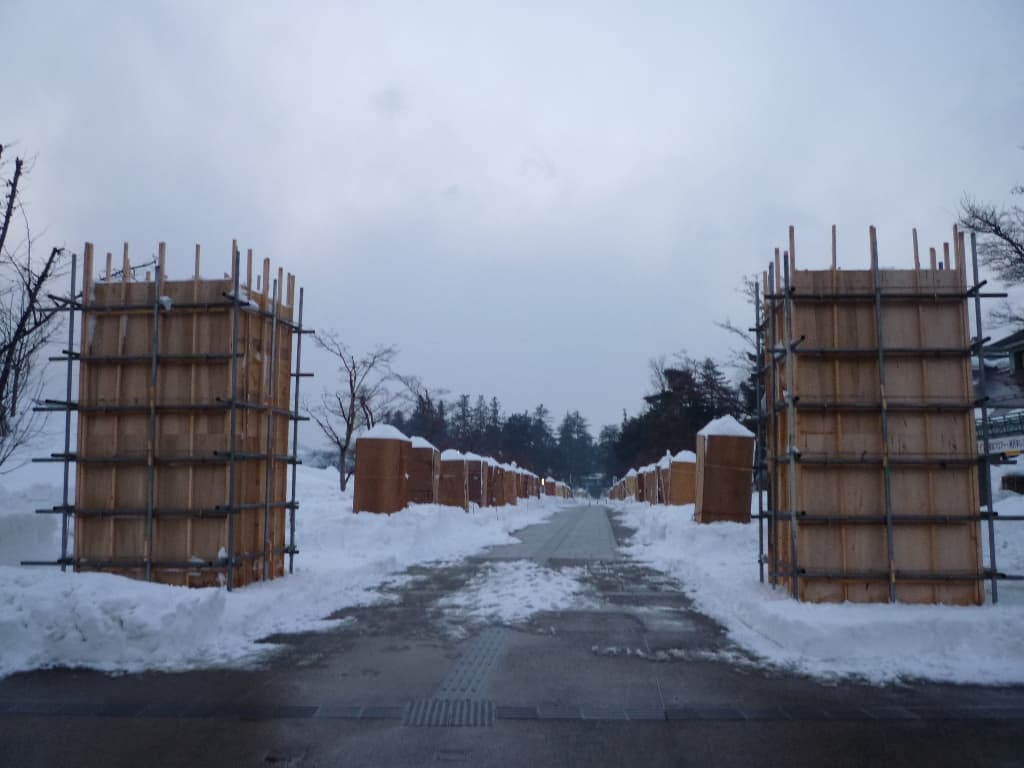 【平成23年の情報】今年の巨大ウェルカム雪像は!